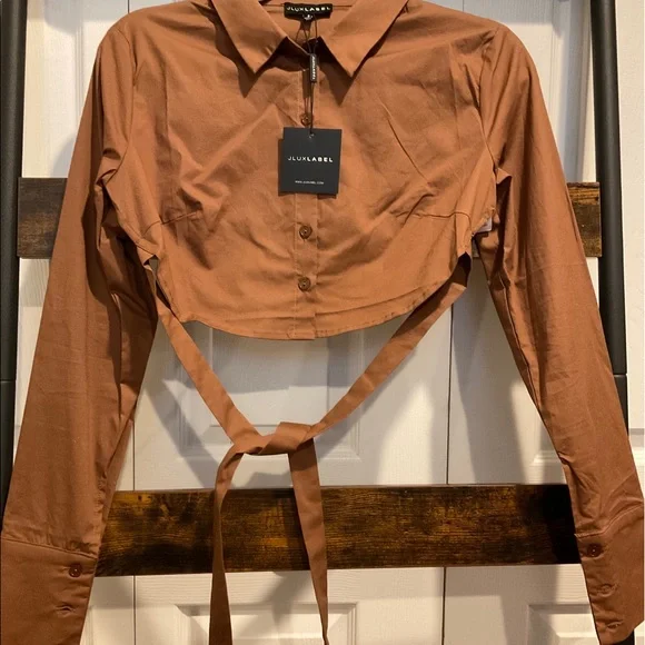 🆕JLUXLABEL BROWN BACKLESS LONG-SLEEVE BUTTON DOWN CROPPED TIE AROUND SHIRT - Picture 7 of 9